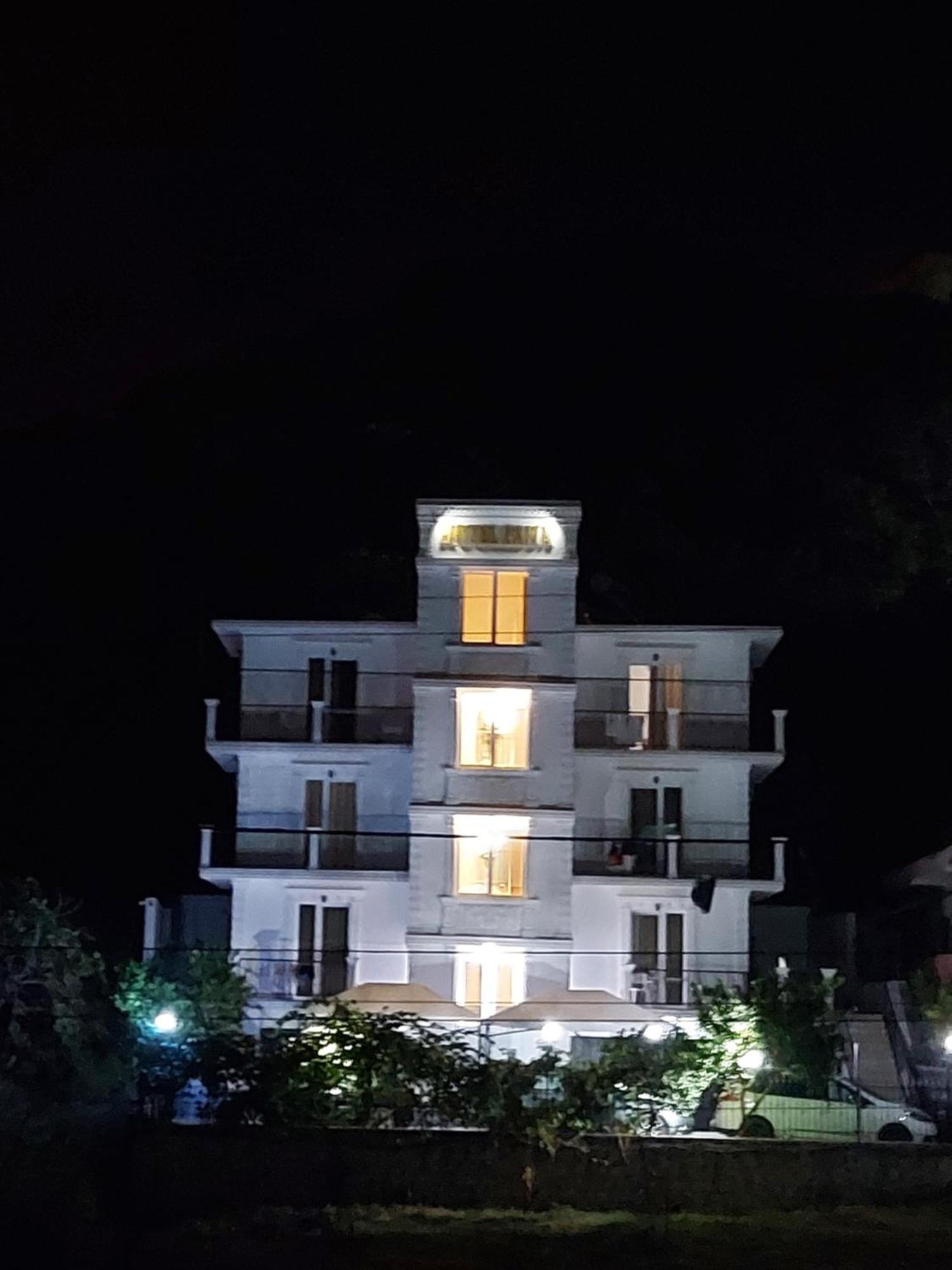 Hotel Fama Škalngur Exterior photo