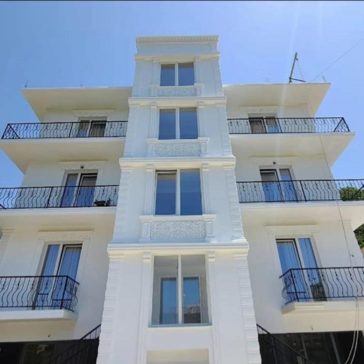 Hotel Fama Durres Exterior photo