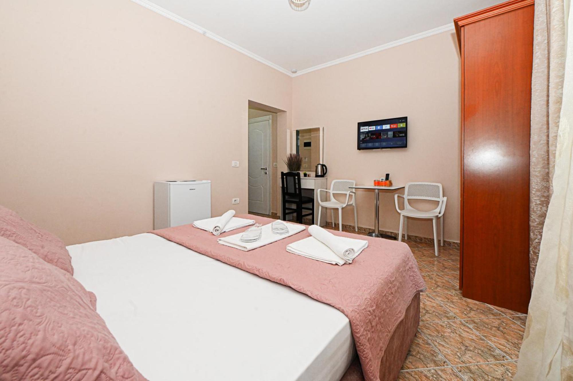Hotel Fama Škalngur Exterior photo